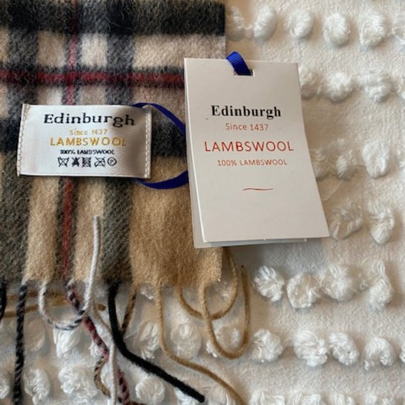 NWT100% Pure Cashmere/ Lambs Wool Scarf - Picture 3 of 6